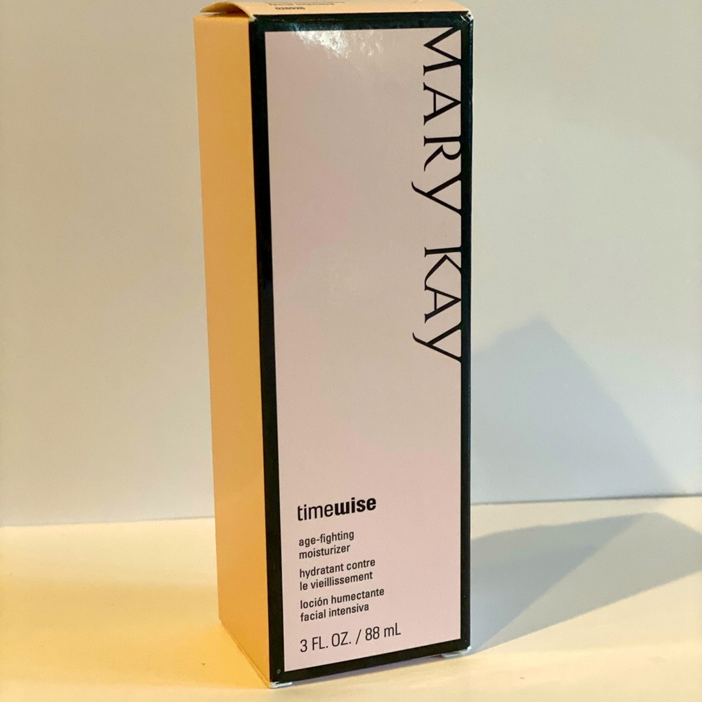 Mary Kay Age Fighting Moisturizer